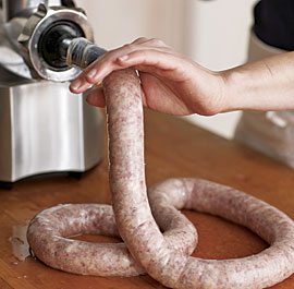 051098072-03-sausage-making.jpeg